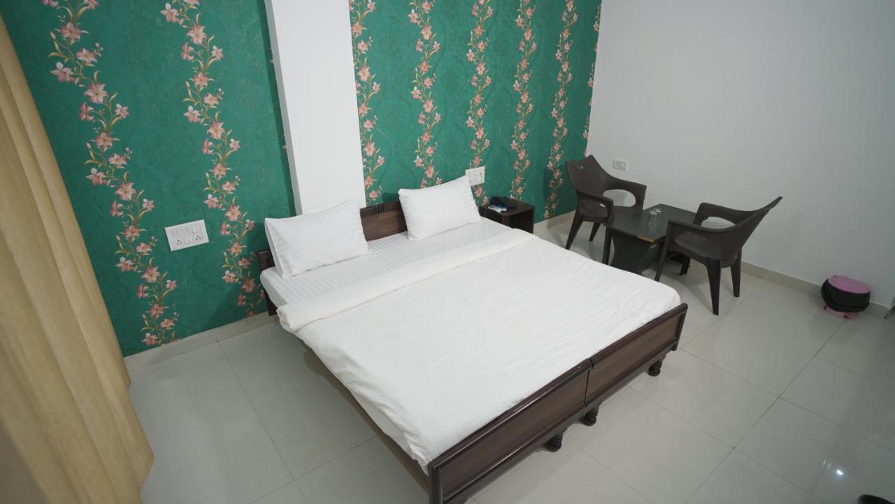 Hotel Badam Palace Udaipur Extérieur photo
